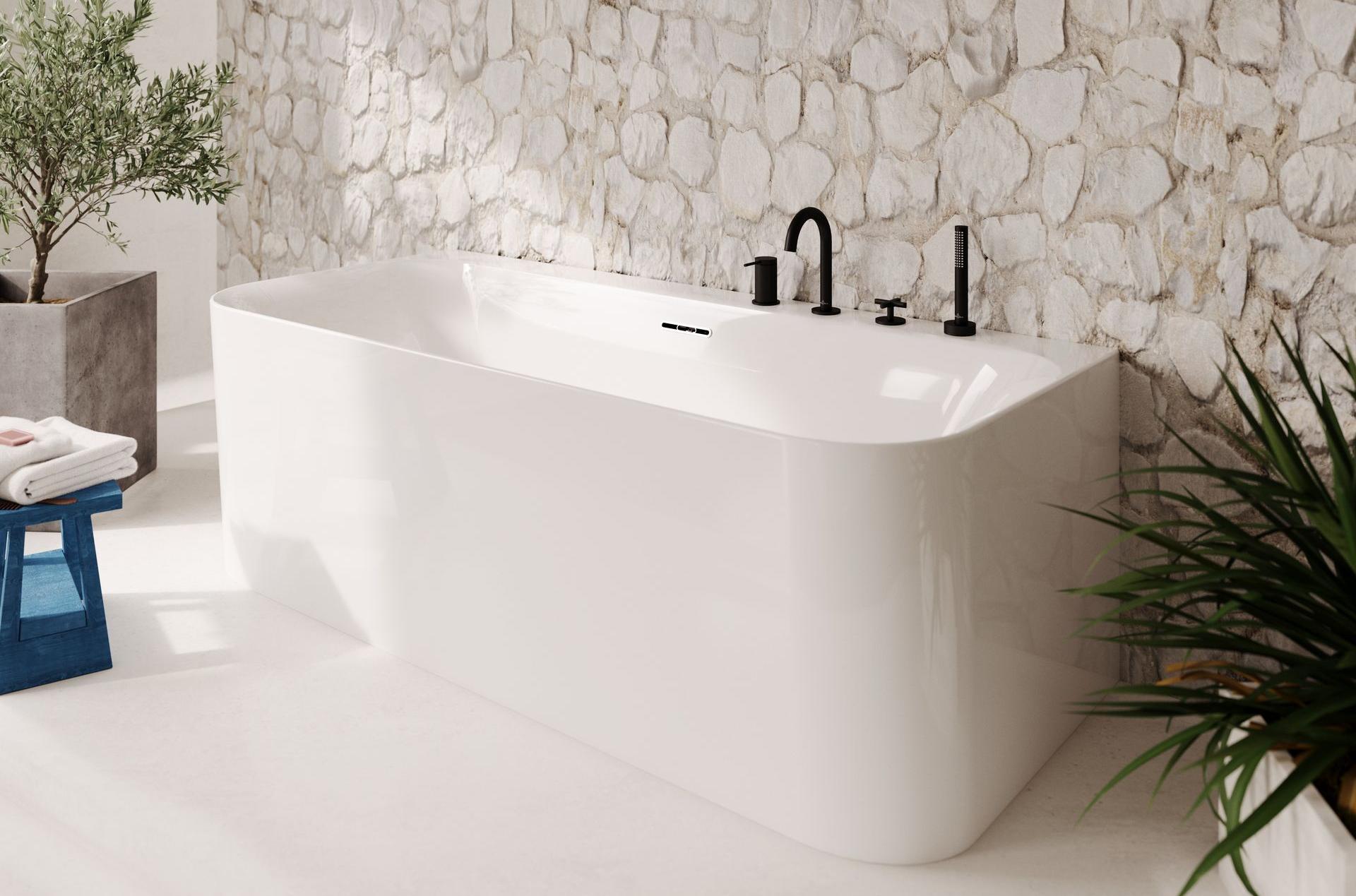 Villeroy & Boch trend badkamer white satin back to wall ligbad met aangevormde mantel villeroy en boch